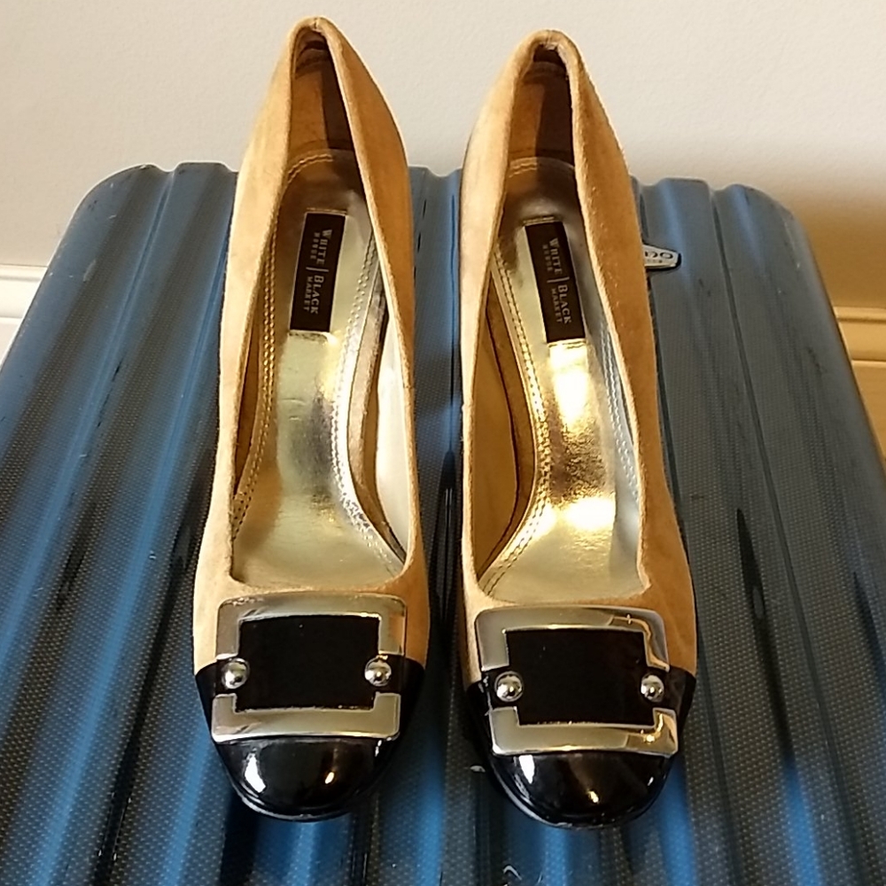 White house Black market block heels, size 8